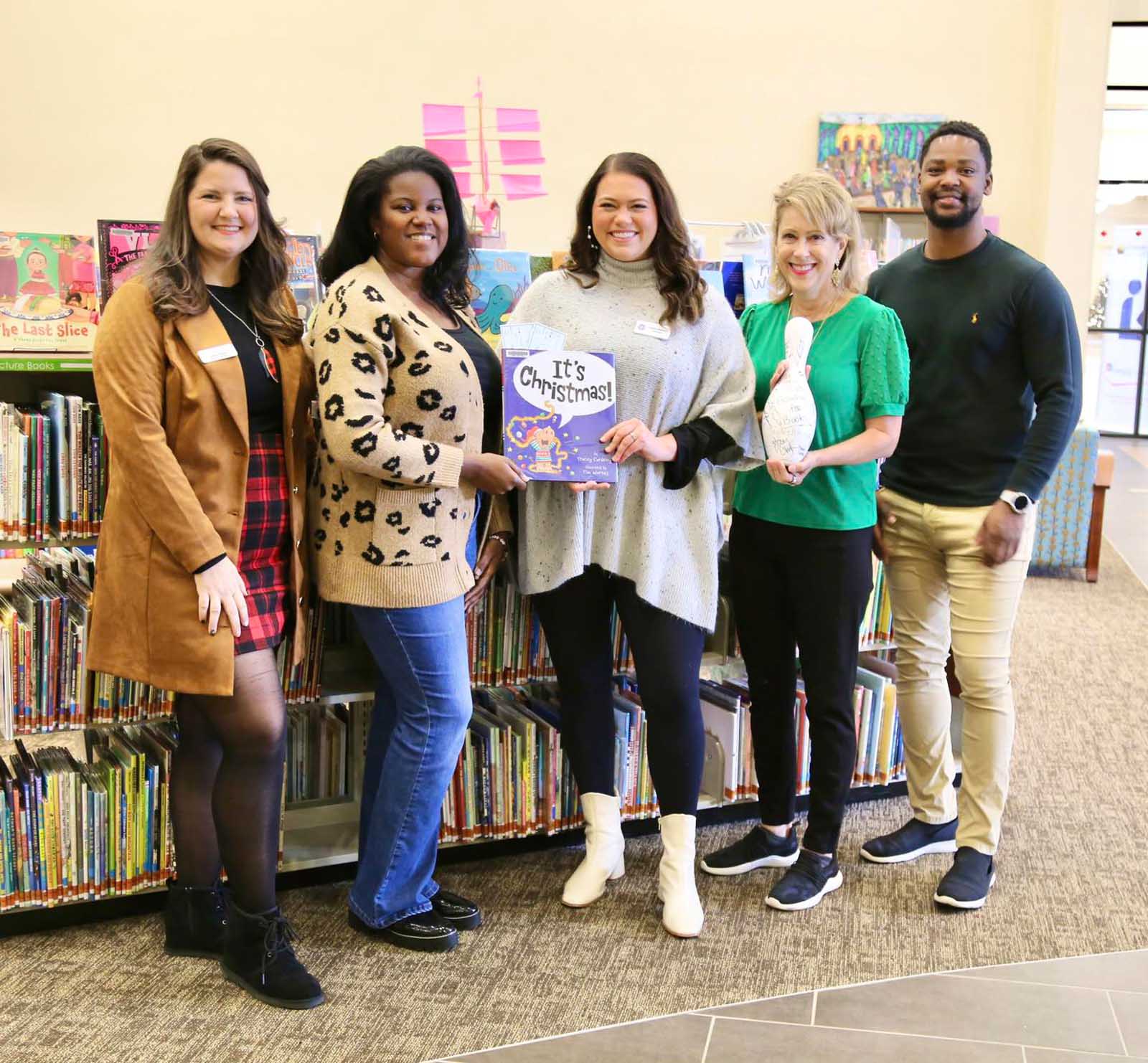 Eastern Shore Young Professionals Donate To Library