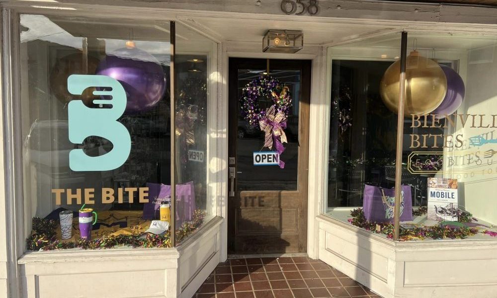 THE BITE OPENS IN MOBILE