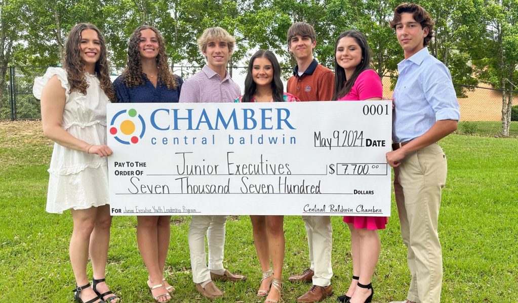 CENTRAL BALDWIN CHAMBER AWARDS $7,700 IN SCHOLARSHIPS