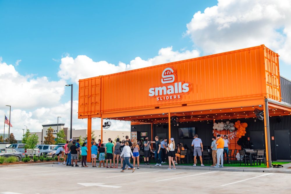 SMALLS SLIDERS FRANCHISE TO OPEN IN 2025