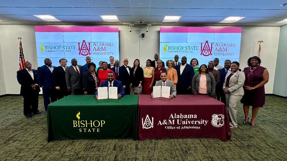 BISHOP STATE SIGNS MOU WITH ALABAMA A&M