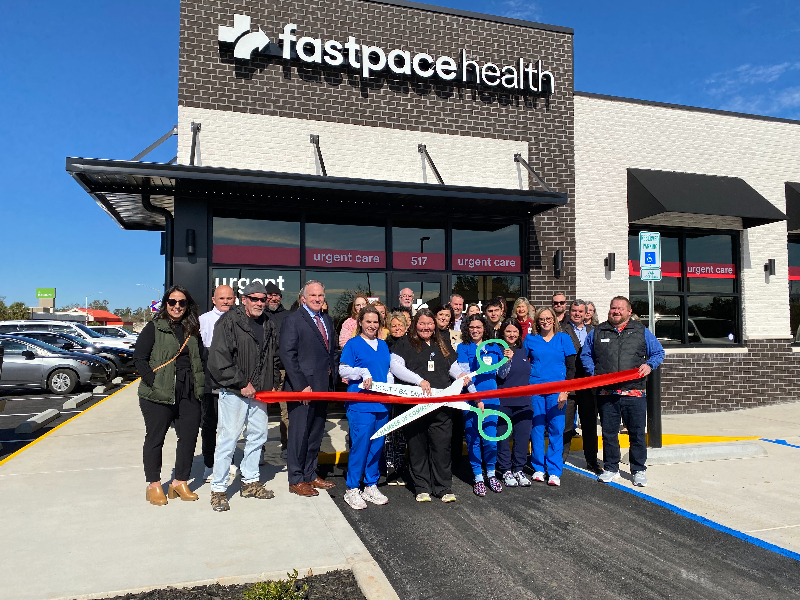 FAST PACE HEALTH CELEBRATES GRAND OPENING IN FOLEY