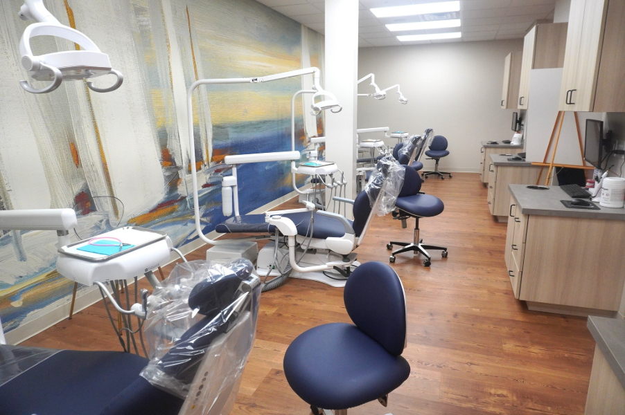 BAYSHORE SMILES OPENS IN DAPHNE