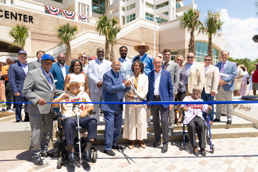 MOBILE CUTS RIBBON ON HALL OF FAME WALK