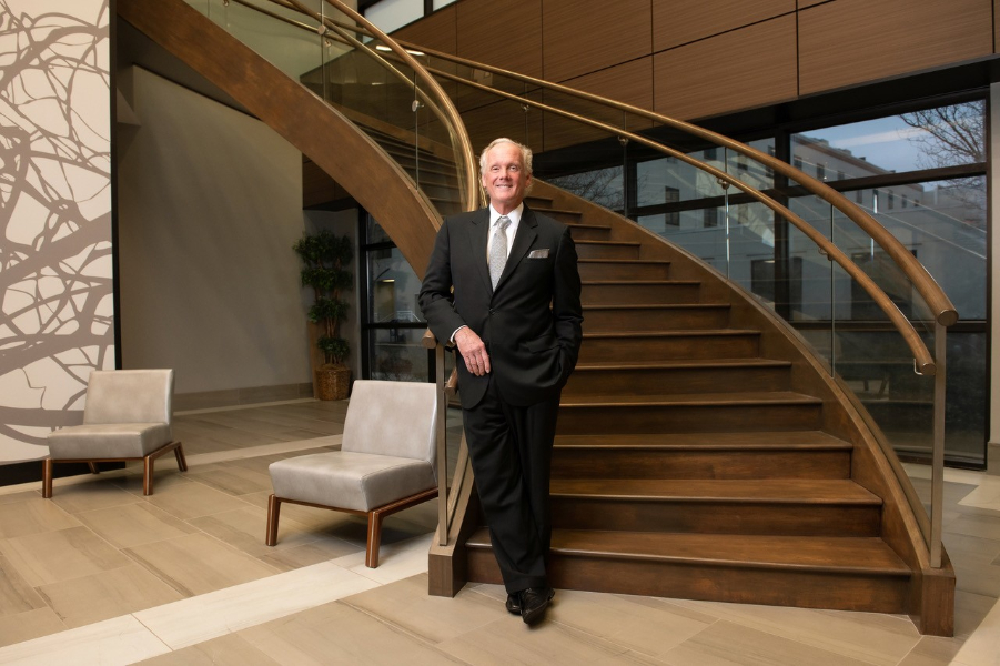 SPRINGHILL MEDICAL CENTER PRESIDENTCEO TO RETIRE IN AUGUST
