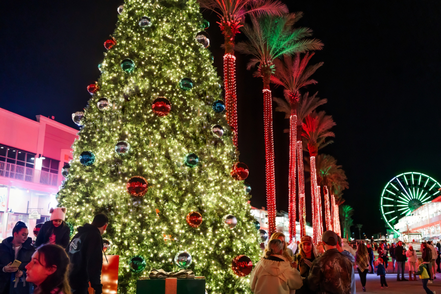 ORANGE BEACH TREE LIGHTING TO FEATURE FIRST-EVER DRONE SHOW