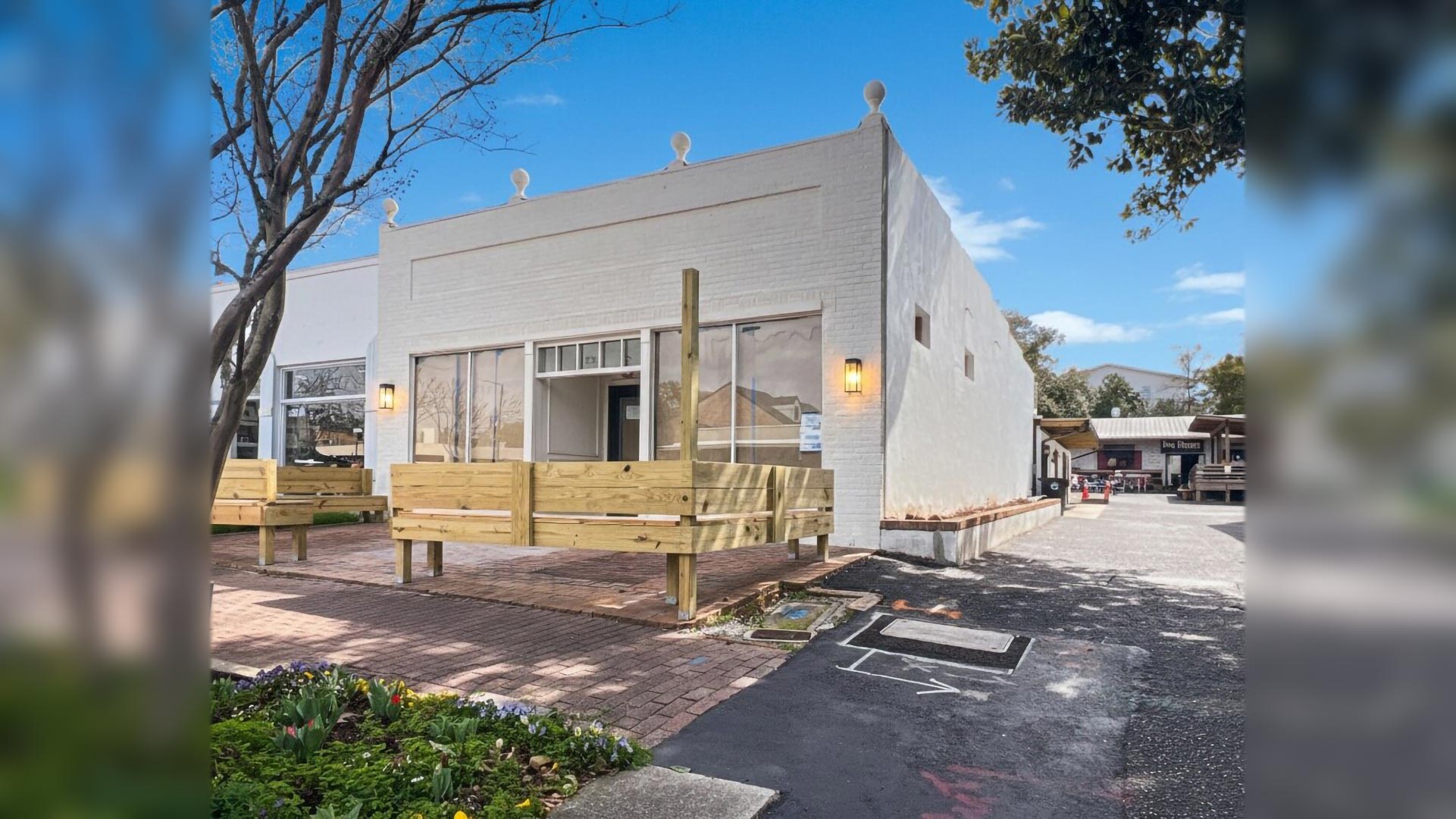 87 West To Open In Downtown Fairhope