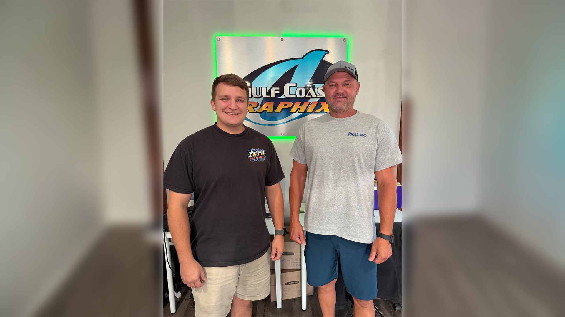 Gulf Coast Graphix Acquires Coastal Signs & Wraps