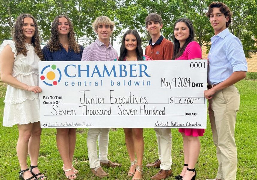 CENTRAL BALDWIN CHAMBER AWARDS $7,700 IN SCHOLARSHIPS