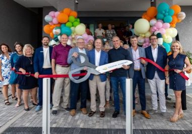 EMBASSY SUITES GULF SHORES BEACH RESORT HOLDS GRAND OPENING