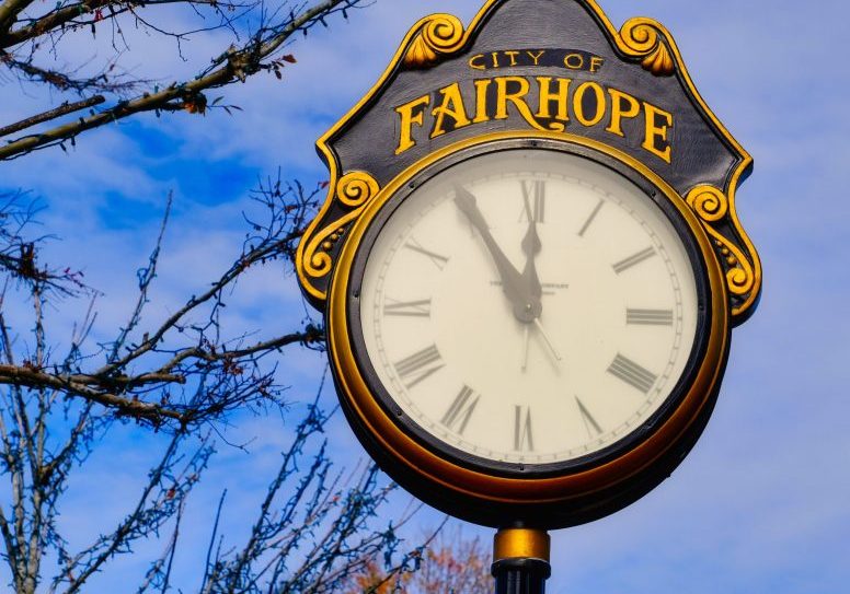 Street,Clock,In,Downtown,Fairhope,Alabama