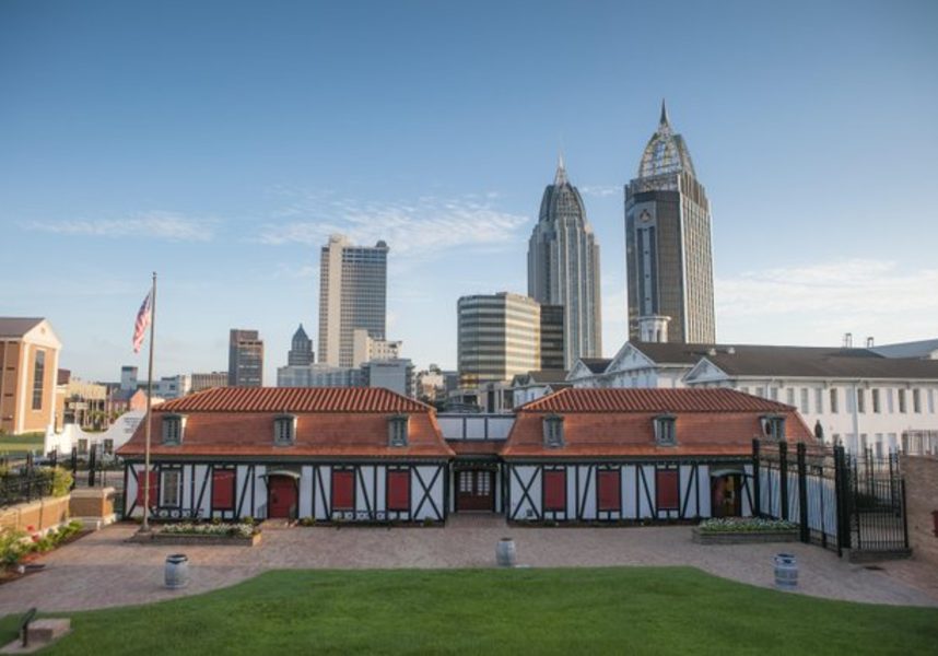 FREE WALKING TOURS IN APRIL RETURN TO DOWNTOWN MOBILE