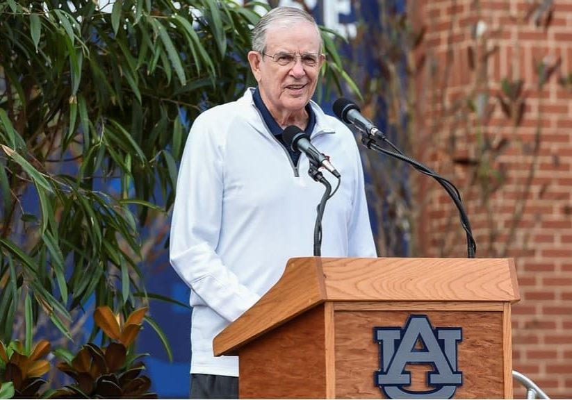 Former Coaches to Hold Book Signings In Baldwin County