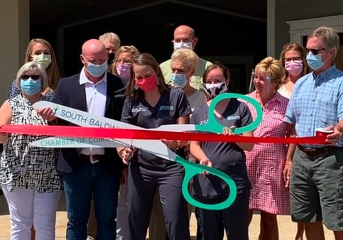 Future Physical Therapy Cuts Ribbon