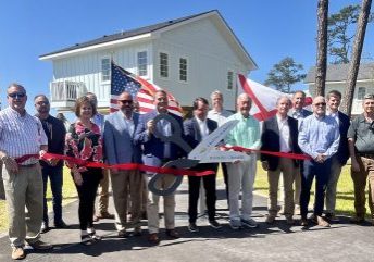 LAKESIDE CABINS UNVEILED AT LAKE SHELBY