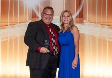 LOCAL SALES PROFESSIONAL FOR FASTSIGNS WINS AWARD