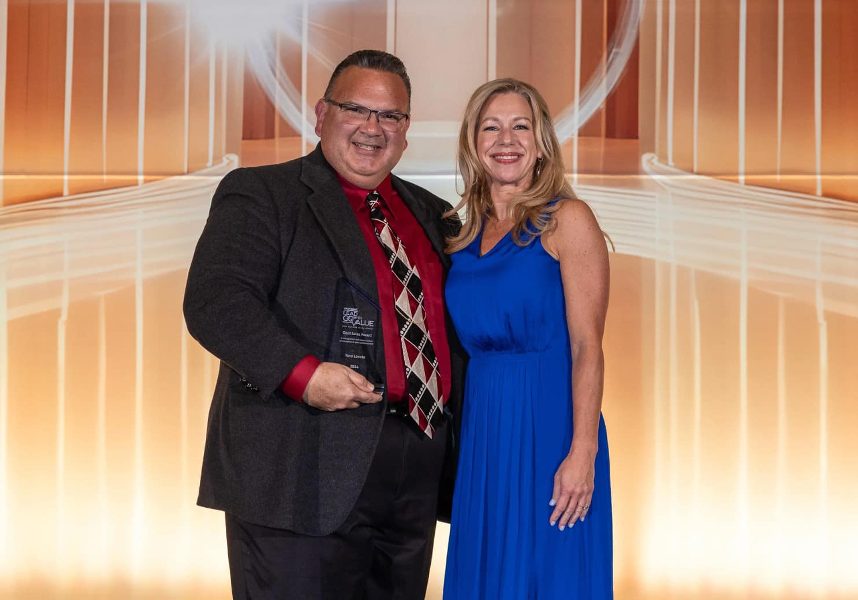 LOCAL SALES PROFESSIONAL FOR FASTSIGNS WINS AWARD