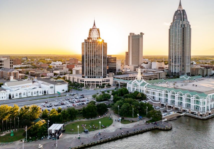 MOBILE COUNTY REPORTS ECONOMIC GROWTH