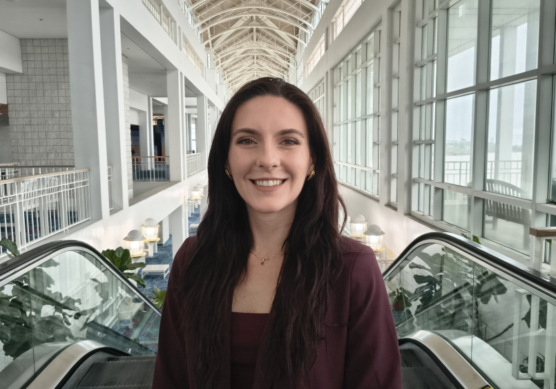 OAK VIEW HIRES CIVIC CENTER SALES DIRECTOR