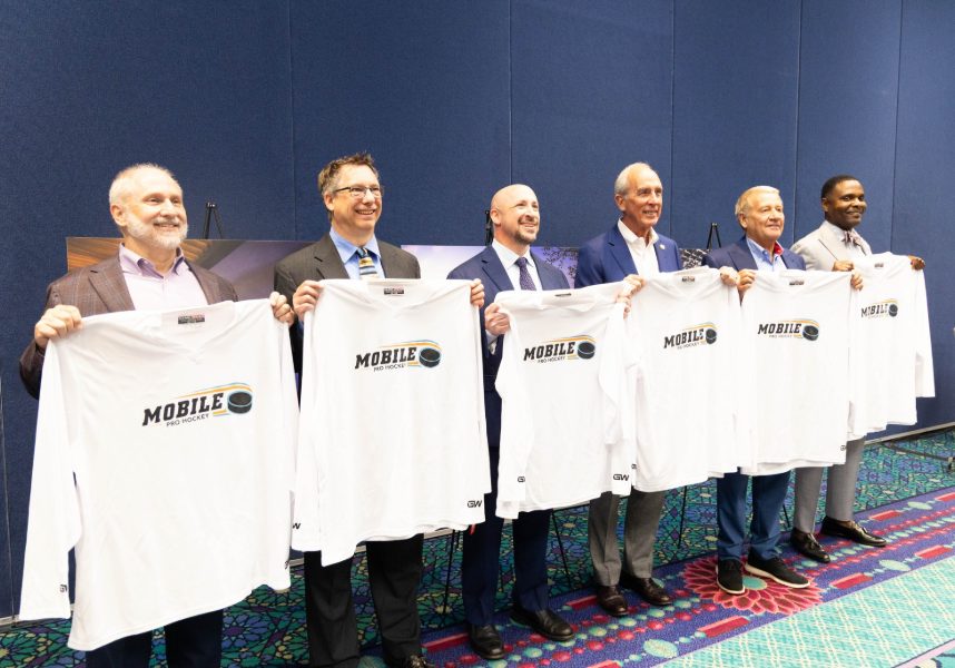 PROFESSIONAL HOCKEY TO RETURN TO MOBILE