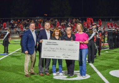 SIMPSON DONATES TO DAPHNE, SPANISH FORT HIGH SCHOOLS