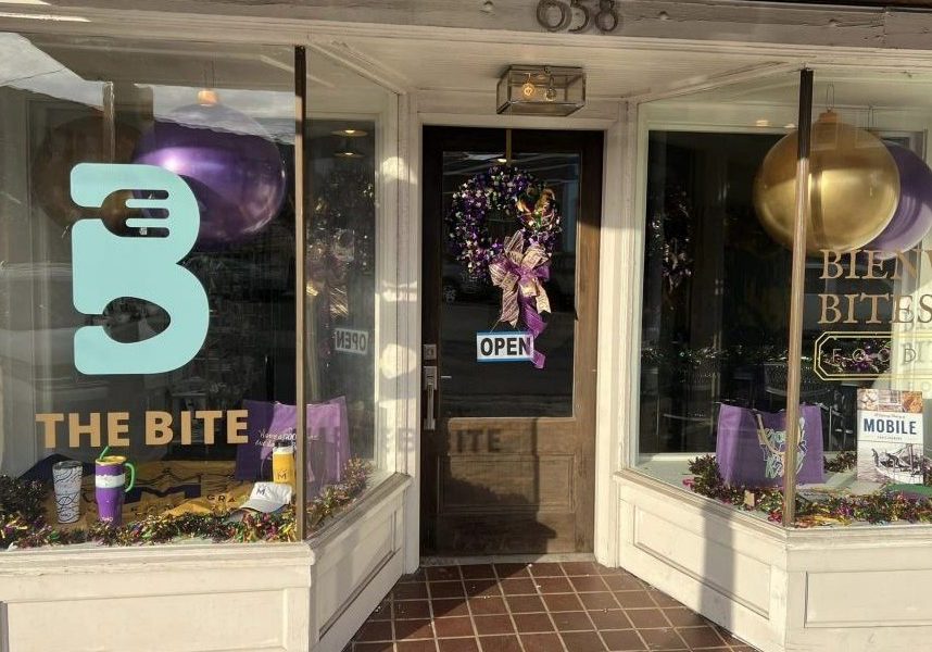 THE BITE OPENS IN MOBILE