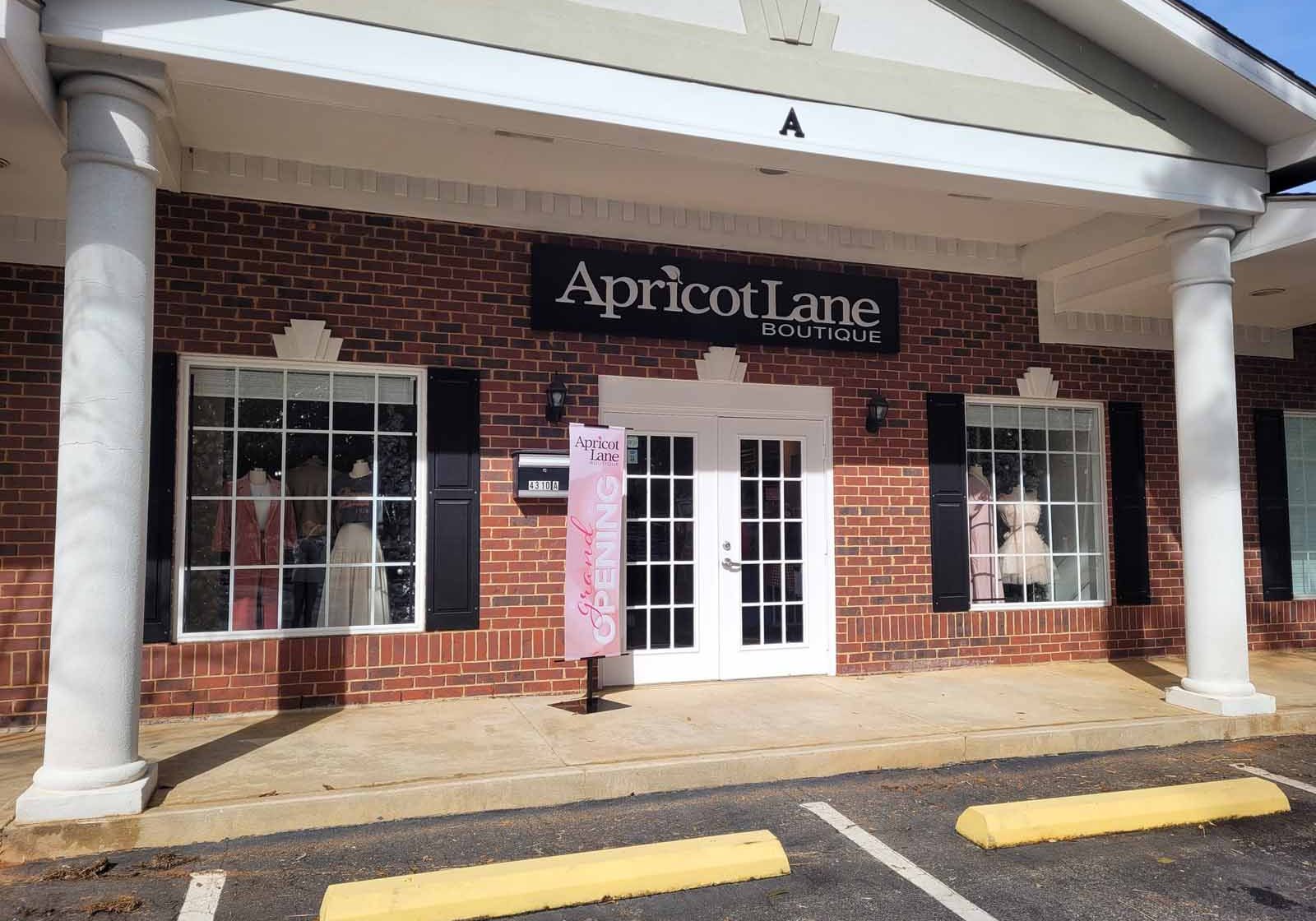 Apricot Lane Holds Grand Opening In Mobile