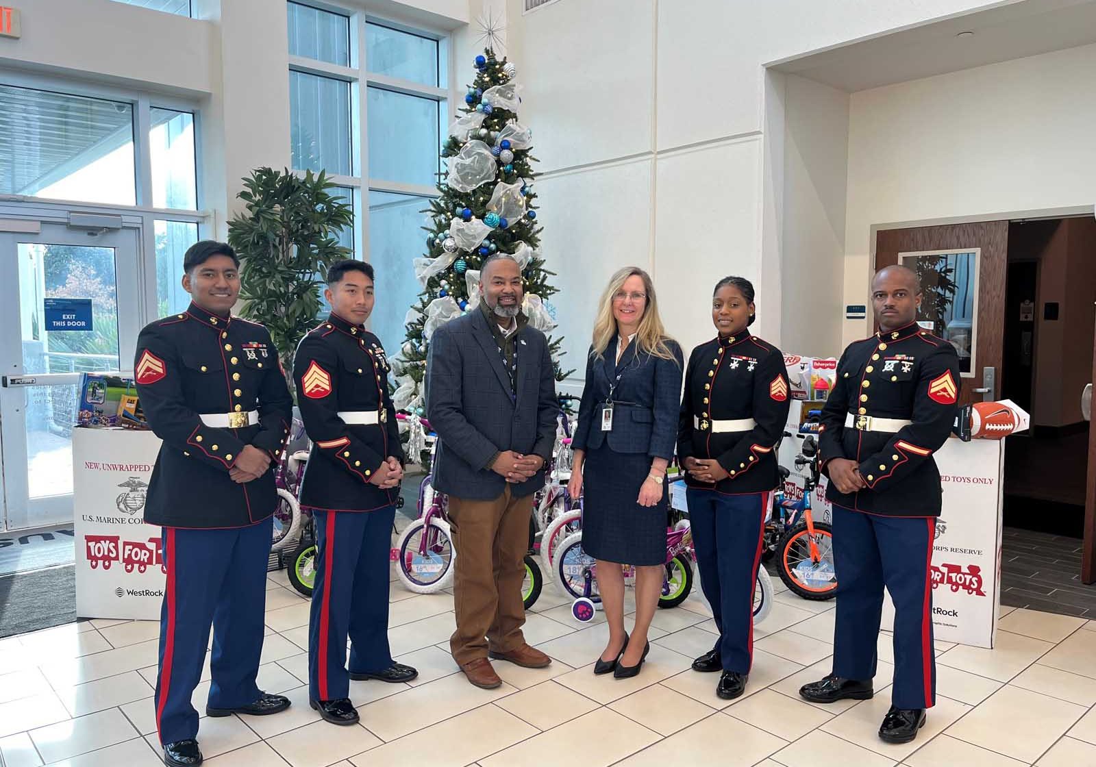 Austal Employees Donate To Toys For Tots