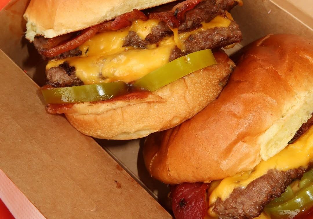 Smalls Sliders Signs Multi-Unit Deal For Mobile