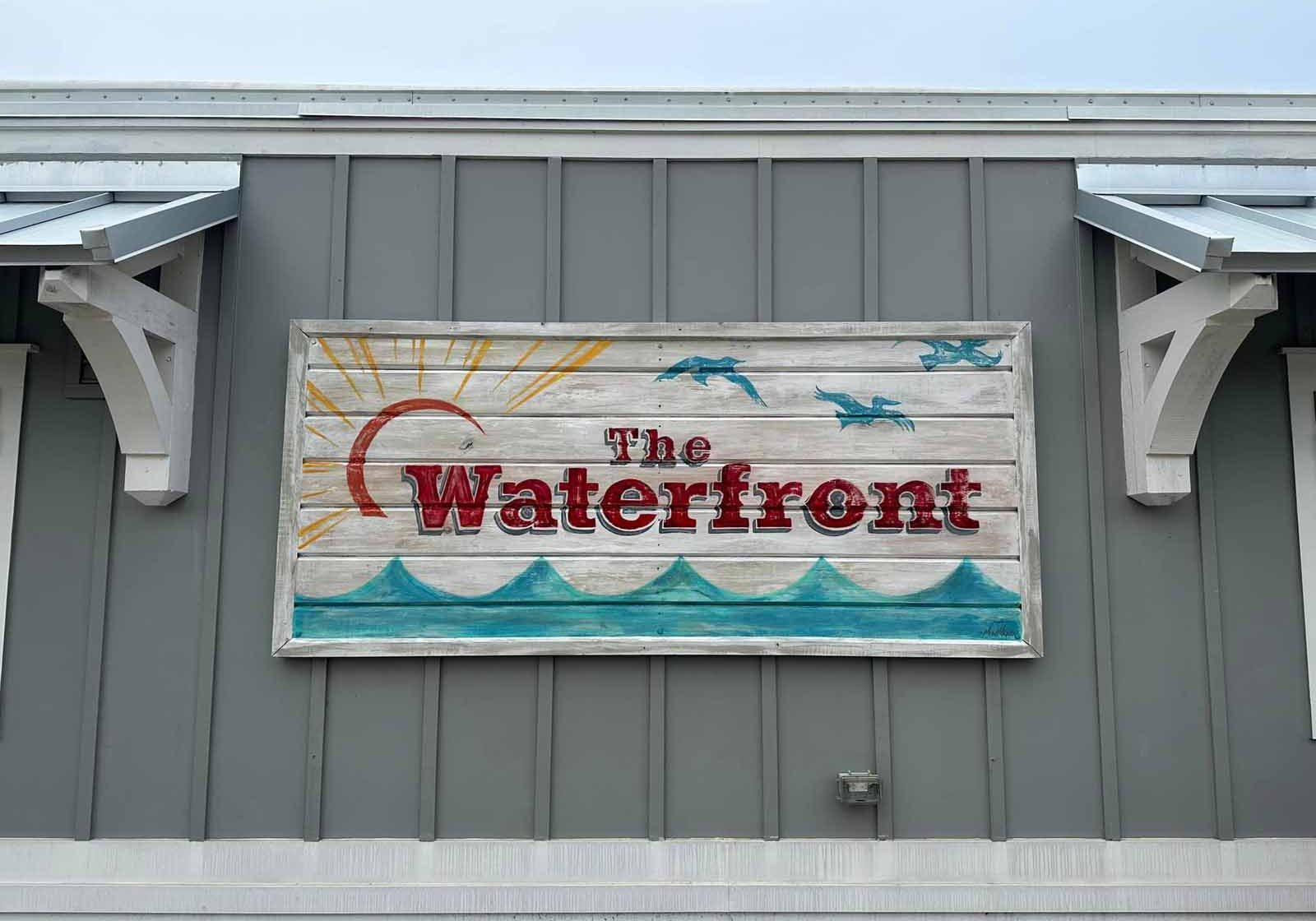 The Waterfront Daphne Opens At Yacht Club
